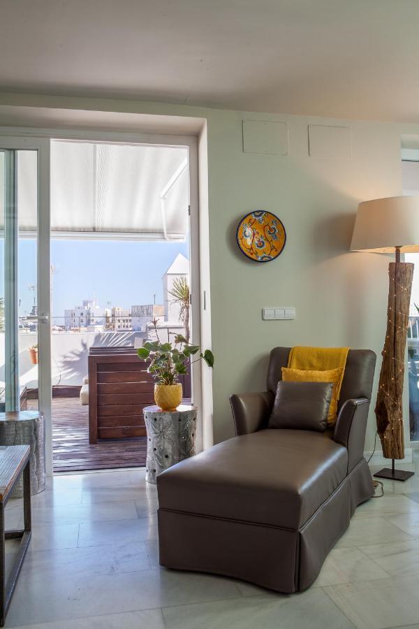***** Attic With Impressive Views And Jacuzzi Apartment Cádiz Exterior photo